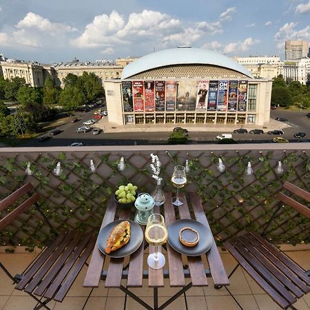 Апартаменты Spectacular Views & Modern Comfort: Your Dream Duplex In Central Бухарест Экстерьер фото