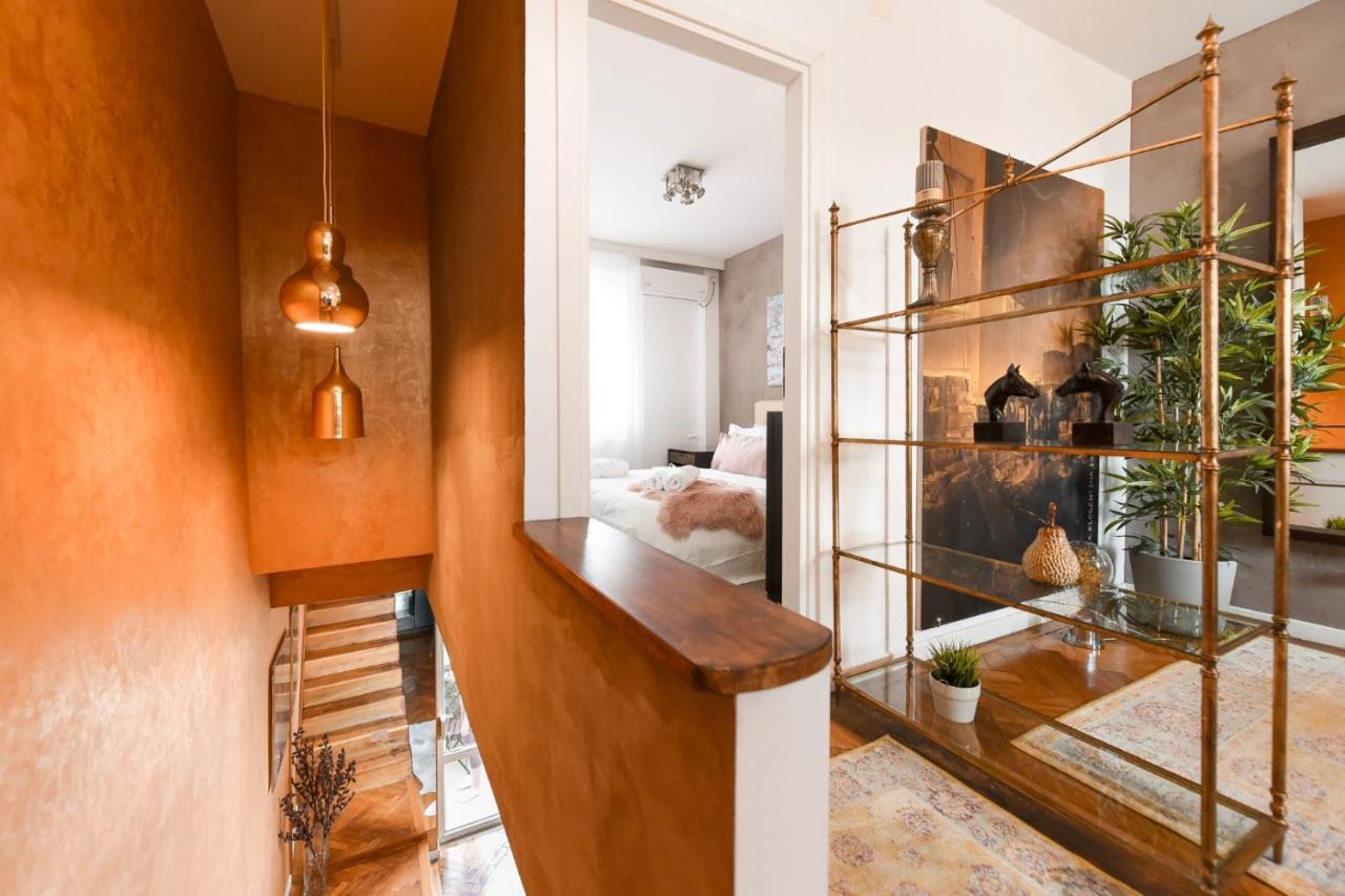 Апартаменты Spectacular Views & Modern Comfort: Your Dream Duplex In Central Бухарест Экстерьер фото